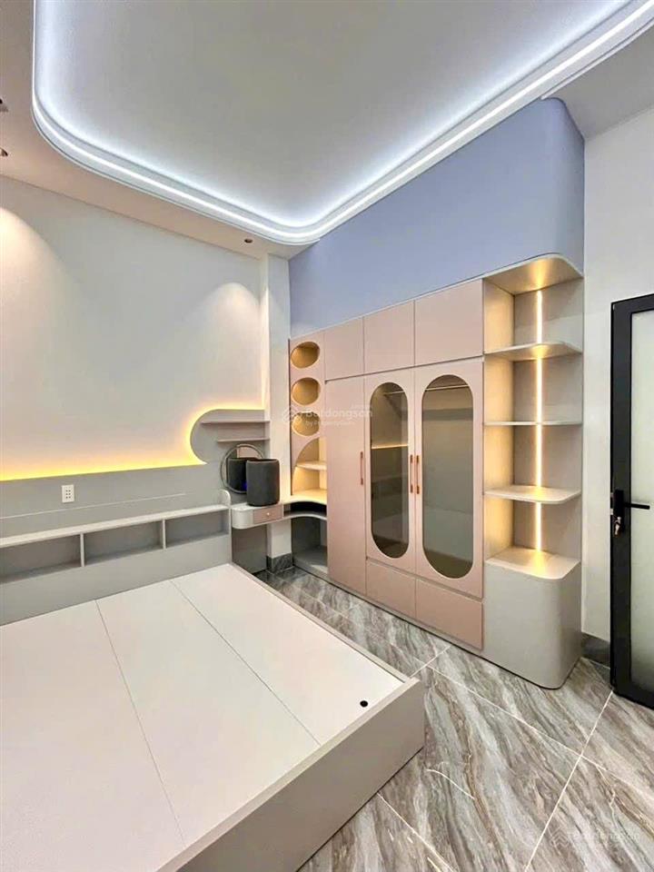 Định cư nơi khác cần bán gấp nhà 60m2 1 trệt 1 lầu đường lê thị trung, thuận an, giá 2 tỷ 850, shr