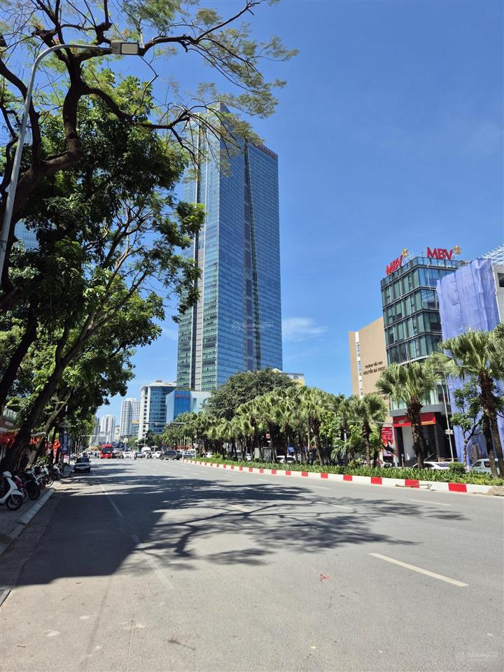 Oto đỗ tận cửa, 30m ra mp liễu giai! tòa apartment 100m2 9 tầng mt 8m, giá 68 tỷ dòng tiền khủng