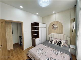 Bán nhà đẹp trung tâm quận 3, bốn tầng, cách mặt tiền vài bước chân.