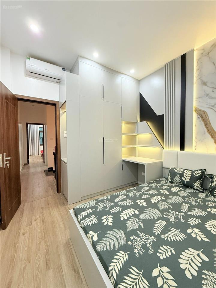 Lô góc 3 mặt thoáng45m2 4 tầng full nội thấtngã tư minh khaichợ mơ 9.5 tỷ