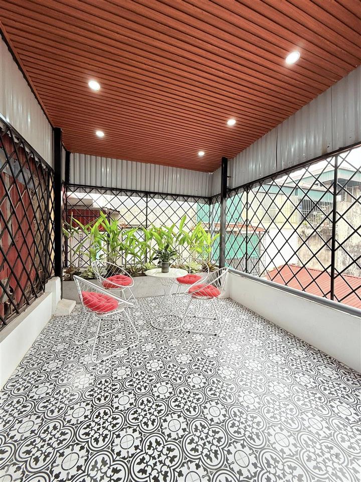 Lô góc 3 mặt thoáng45m2 4 tầng full nội thấtngã tư minh khaichợ mơ 9.5 tỷ