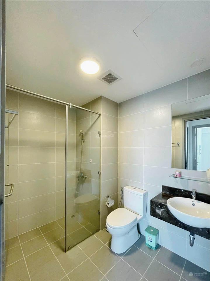 Chính chủ cần bán gấp căn hộ chung cư miếu nổi  68m2  2pn2wc  sổ hồng đầy đủ