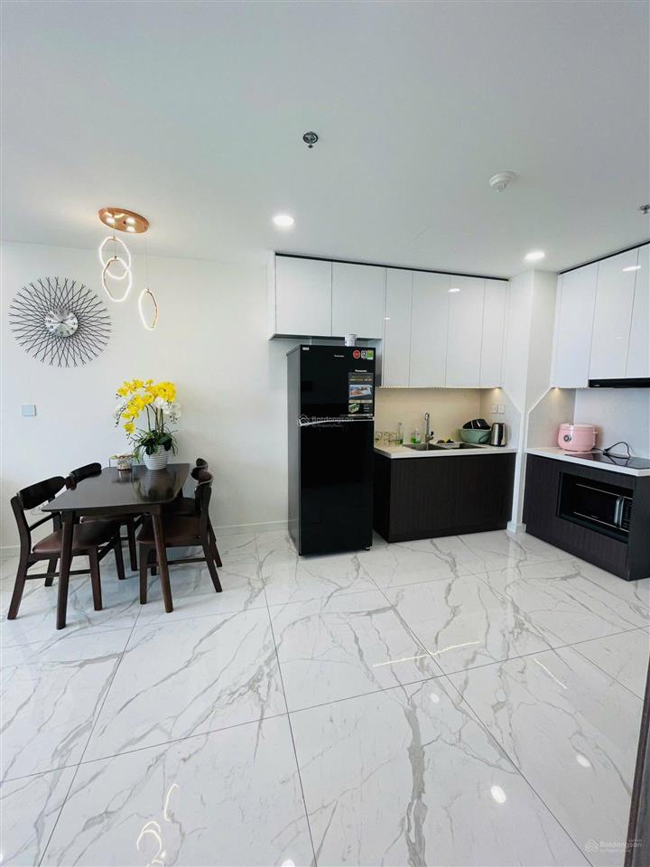 Chính chủ cần bán gấp căn hộ the park residence  73m2  2pn2wc  sổ hồng đầy đủ