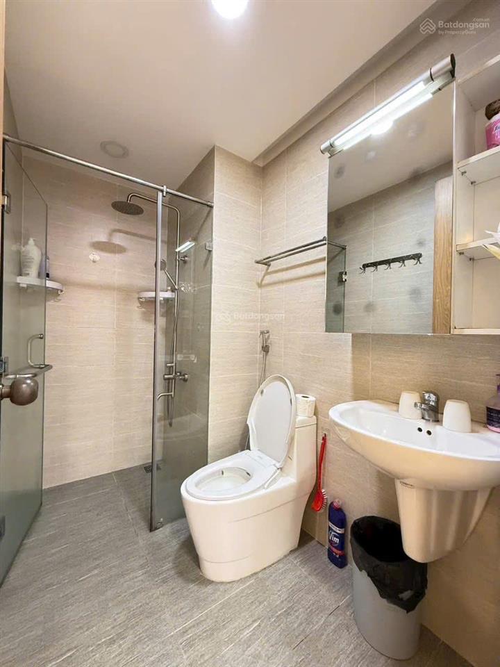 Chính chủ cần bán gấp căn hộ cosmo city  63m2  2pn 1wc  sổ hồng đầy đủ