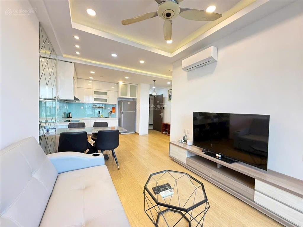 Chính chủ cần bán gấp căn hộ cosmo city  63m2  2pn 1wc  sổ hồng đầy đủ