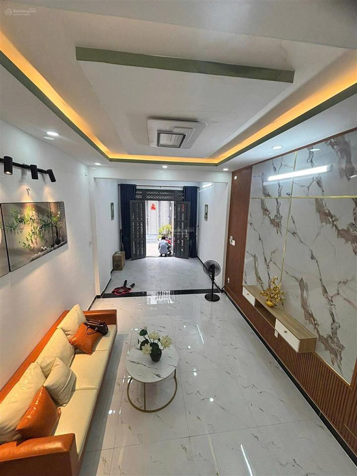 Nhà đẹp hương lộ 2 diện tích khủng 92m 3 tầng btct giá chỉ 7.88 tỷ vị trí đẹp