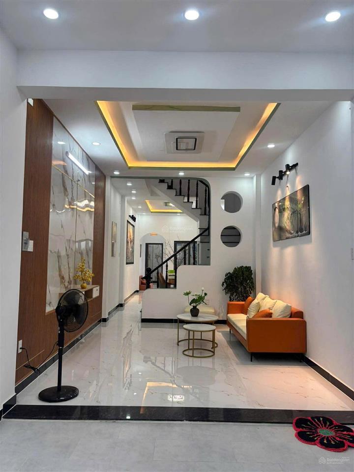 Nhà đẹp hương lộ 2 diện tích khủng 92m 3 tầng btct giá chỉ 7.88 tỷ vị trí đẹp