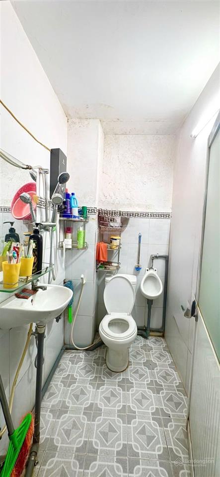 Giá tốt chỉ 3.95 tỷ gần văn cao, lê văn quới bình tân hẻm miếu bình đông