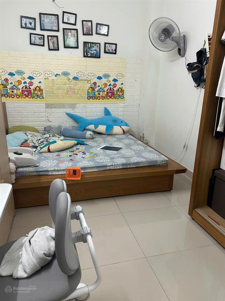 Bán căn hộ belleza. 60m2, 2pn, 1wc, nhà trống, view đẹp, sổ hồng. giá 3 tỷ
