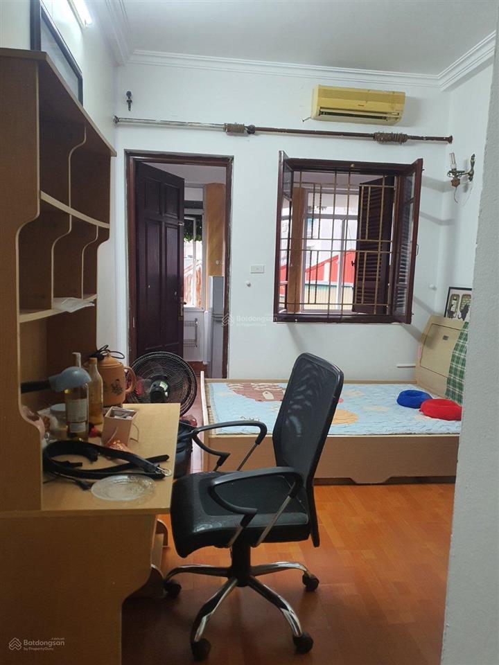Cho thuê căn hộ khép kín 25 m² phố yên lạc
