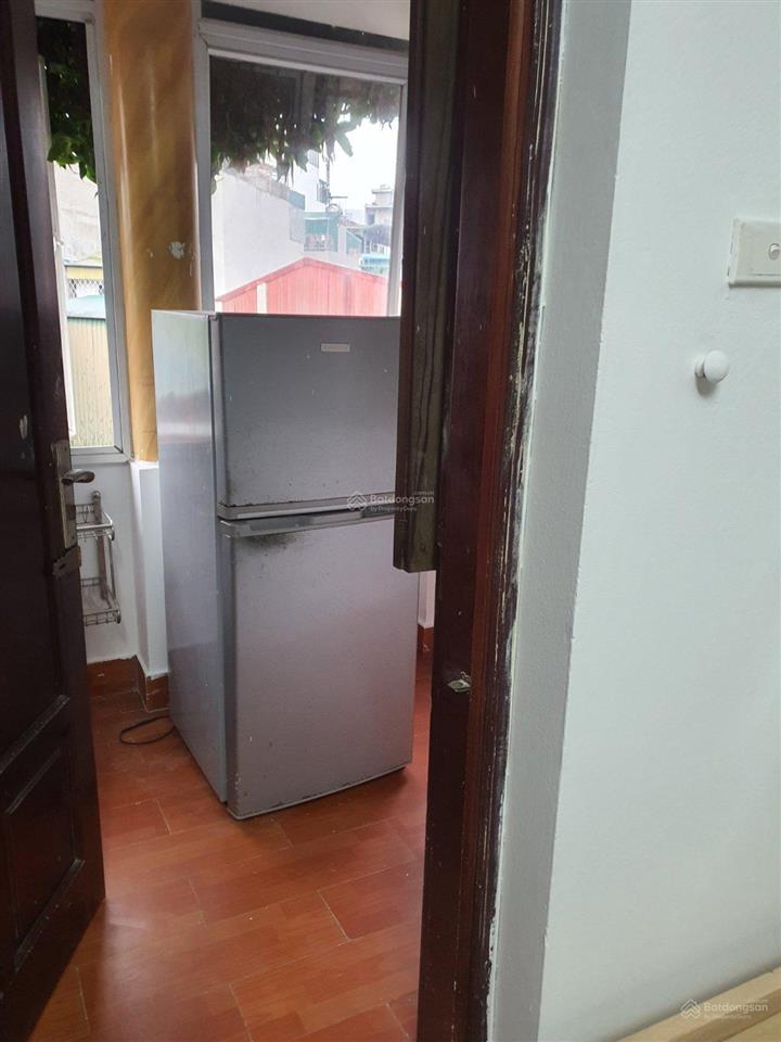 Cho thuê căn hộ khép kín 25 m² phố yên lạc