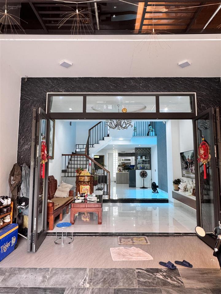 Bán nr 3pn, 3wc tại 22 kim long city khu f, 8,5 tỷ, 90m2
