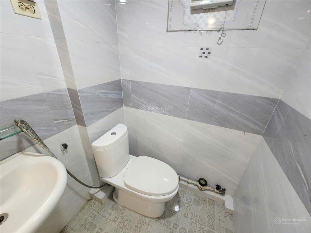Chung cư tô hiến thành, hòa hưng căn 3p ngủ 97m2,giá 13,5tr/th