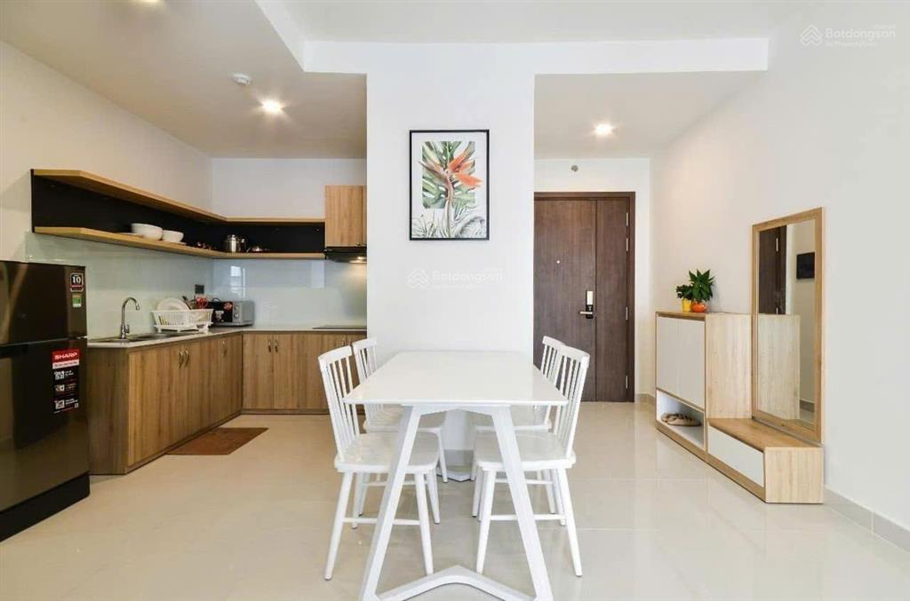 Chính chủ cần bán gấp căn hộ conic riverside, q8  giá 1.88 tỷ  dt 67m2  2pn 2wc  có sổ