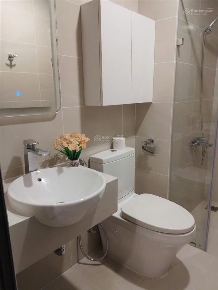 Chính chủ cần bán gấp căn hộ m one gia định  giá 1.98 tỷ  dt 69.4m2  2pn 2wc  có sổ
