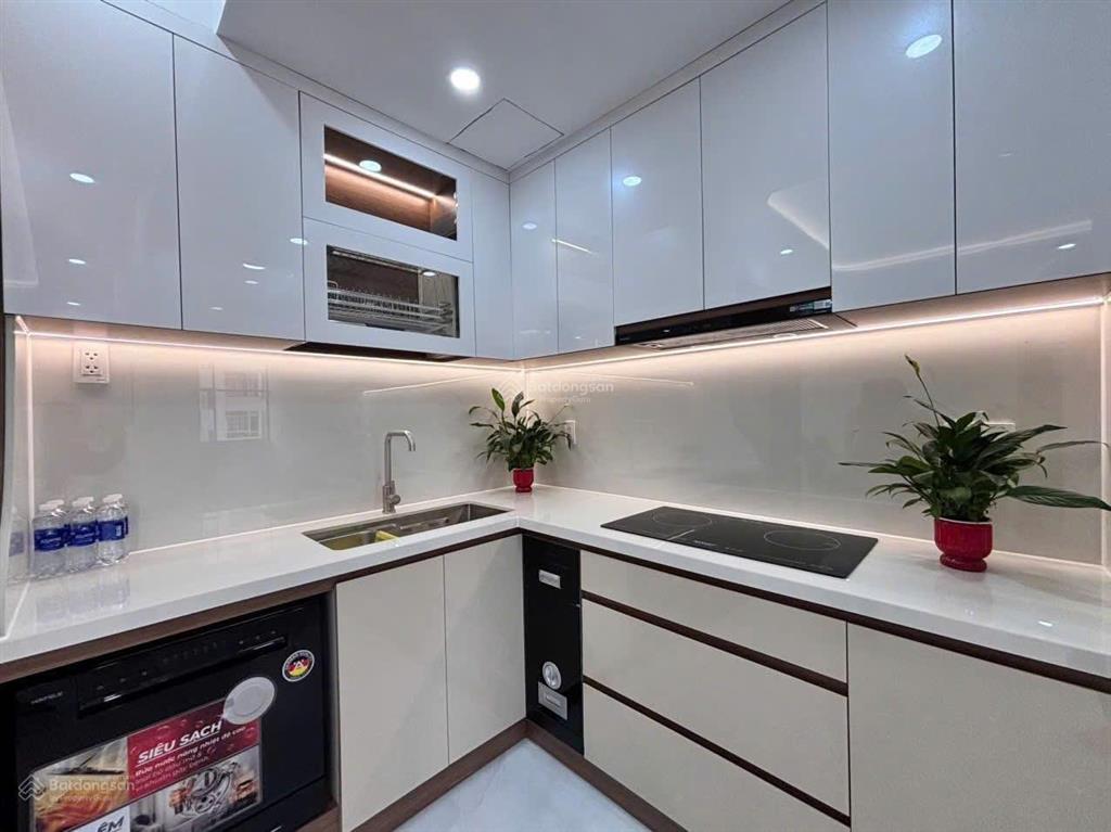 Chính chủ cần bán gấp căn hộ carillon apartment  giá 2.15 tỷ  dt 74m2  2pn 2wc  có sổ