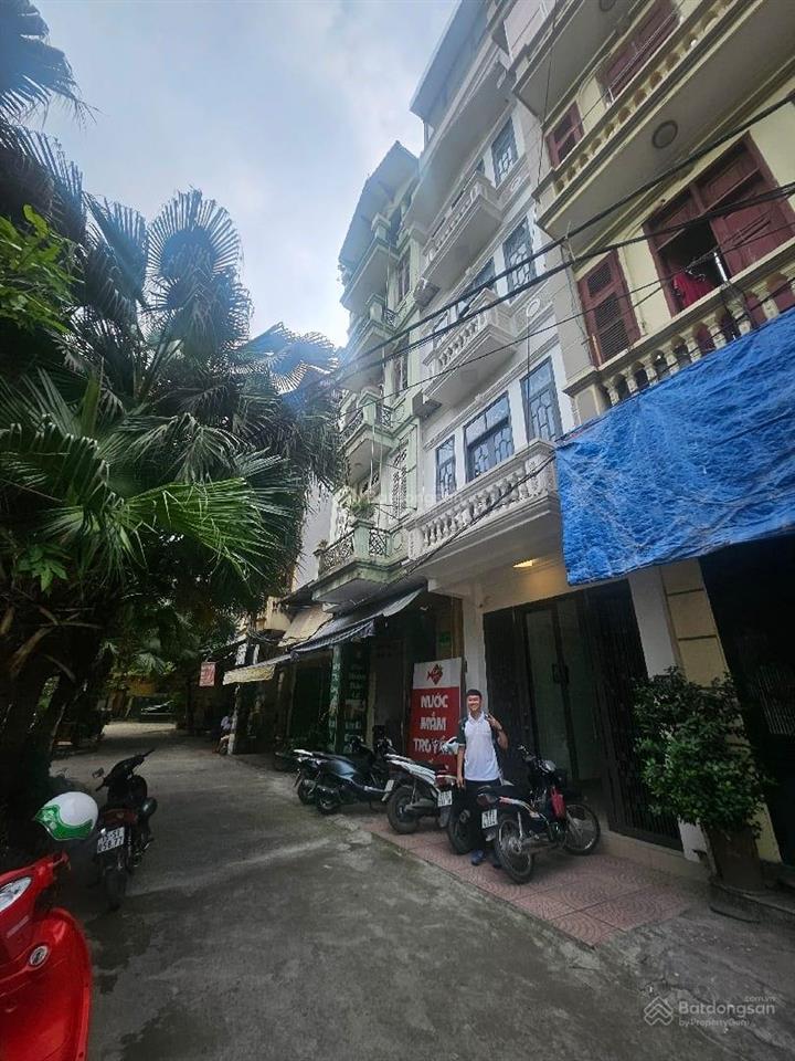 Hiếm có khó tìm  phân lô đền lừ, ô tô tránh đỗ ngày đêm  30m2 6,5 tầng khép kín  nhỉnh 15 tỷ