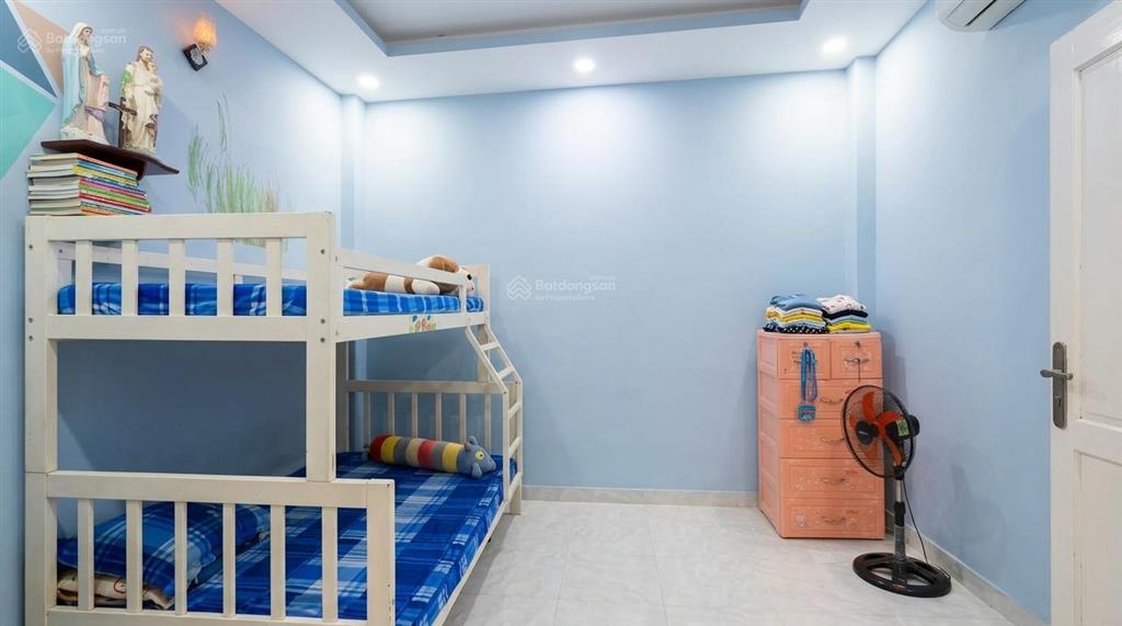 Bán nhà nguyễn văn quá 45m2, 3 tầng, 3pn, shr, hẻm xe hơi 5m, chủ mới giảm 200tr