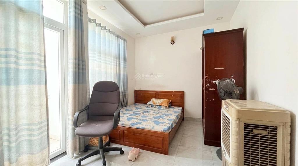 Bán nhà nguyễn văn quá 45m2, 3 tầng, 3pn, shr, hẻm xe hơi 5m, chủ mới giảm 200tr