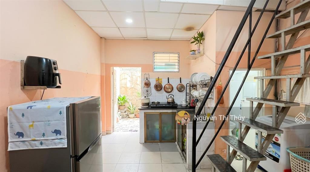 Bán nhà gần song hành, 48m2, hẻm thông, 2 tầng, nhỉnh 3 tỷ, p. đông hưng thuận, q12