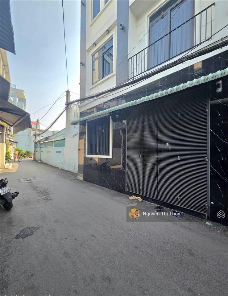 Bán nhà hẻm xe hơi thông 2p ra trường chinh 52m2, 2pn, nhà nát tiện xây lại, nhỉnh 3 tỷ, shr