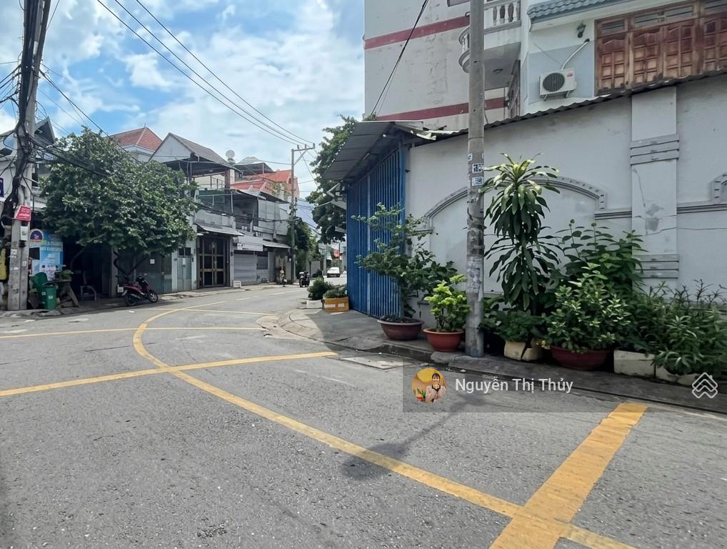 Bán nhà lô góc 33m2 gần nguyễn văn quá, 2 tầng, nhỉnh 2 tỳ, hẻm xe tải thông 6m, q12, 3p qua gò vấp