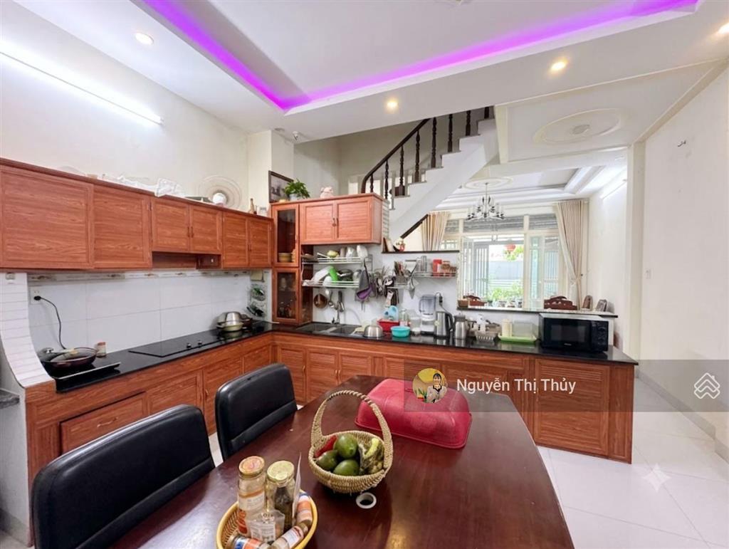 Bán nhà 2 tầng  100m2 ngang 5.3m hẻm xe hơi  p. trung mỹ tây q12 chỉ 4,9 tỷ