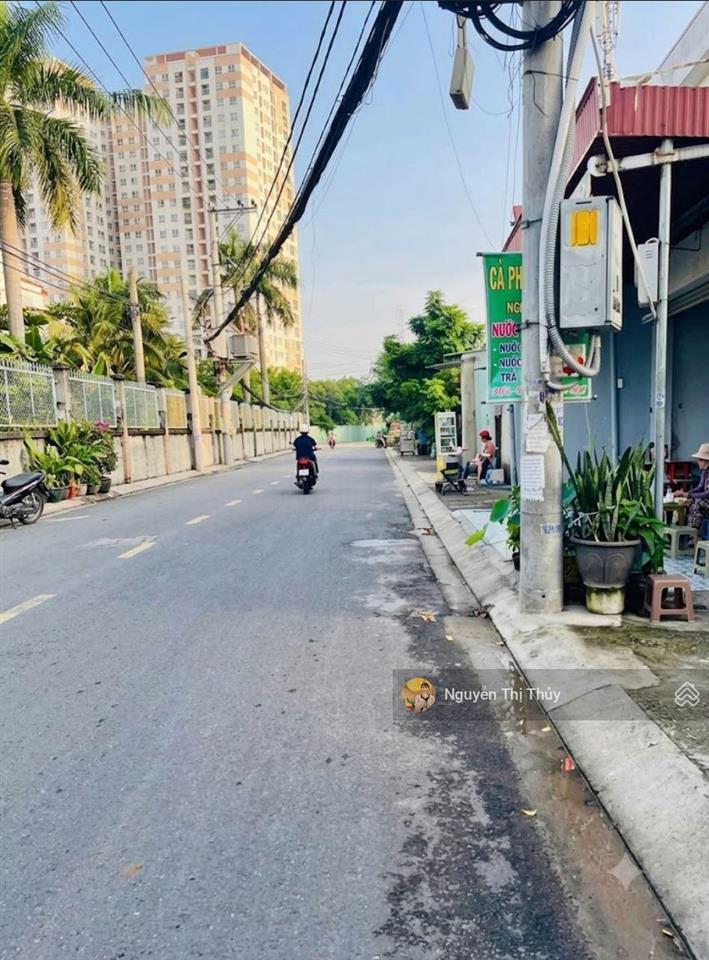 Bán nhà 2 tầng  120m  ngang gần 7m  hẻm xe hơi 5m ngay tô ký 5.3 tỷ  xây chdv tốt