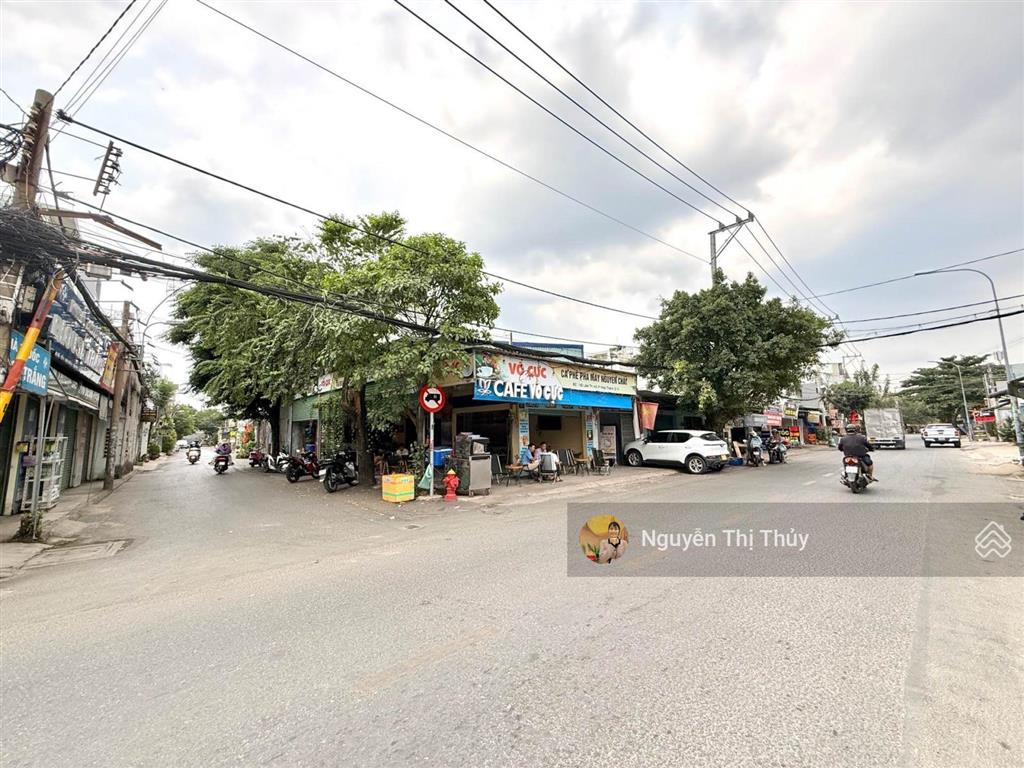 Bán nhà khu đồng bộ 3 tầng  55m2  ngang 4,2m  ô tô đỗ cửa  nguyễn thị búp trung mỹ tây  5 tỷ