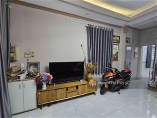 Bán gấp nhà 108m2  ngang 6m 3 tầng  7pn hẻm xe hơi bùi văn ngữ  trung mỹ tây  q12  5,x tỷ.