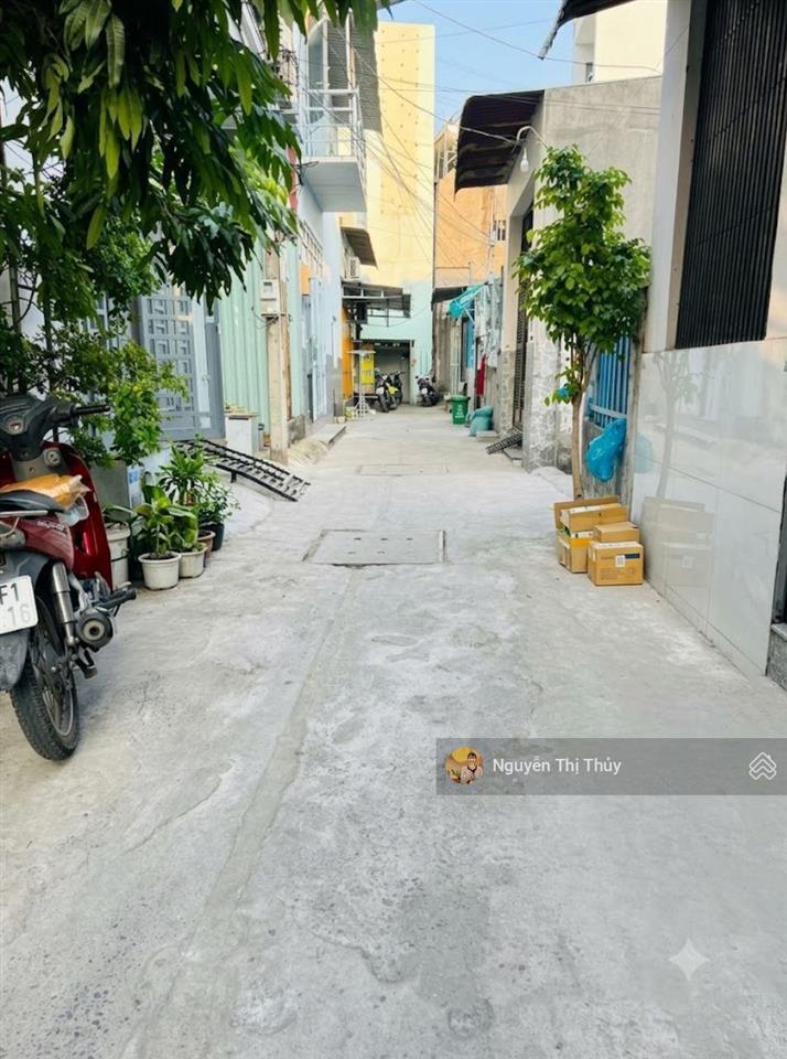 Bán nhà 80m 3 tầng 4pn hẻm xe hơi nguyễn văn quá  quận 12