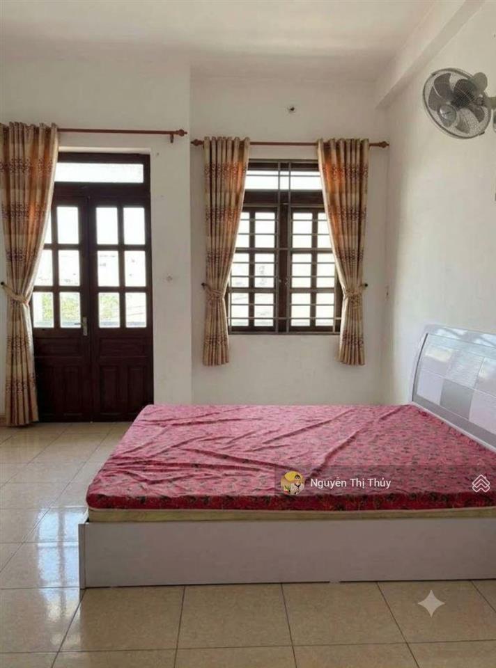 Bán nhà 80m 3 tầng 4pn hẻm xe hơi nguyễn văn quá  quận 12