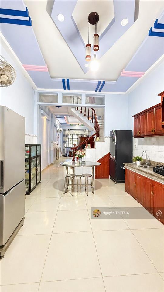 Nhà rộng cho cả nhà sum họp 3 tầng  95m2  7pn, hẻm xe hơi huỳnh thị hai, gần nguyễn ảnh thủ  q12