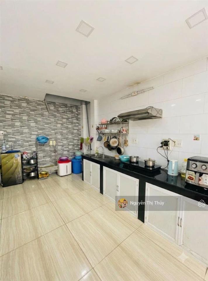 Nhà mặt tiền chợ nguyễn văn quá 84m2  vừa ở vừa kinh doanh  5,x tỷ p. đông hưng thuận q12