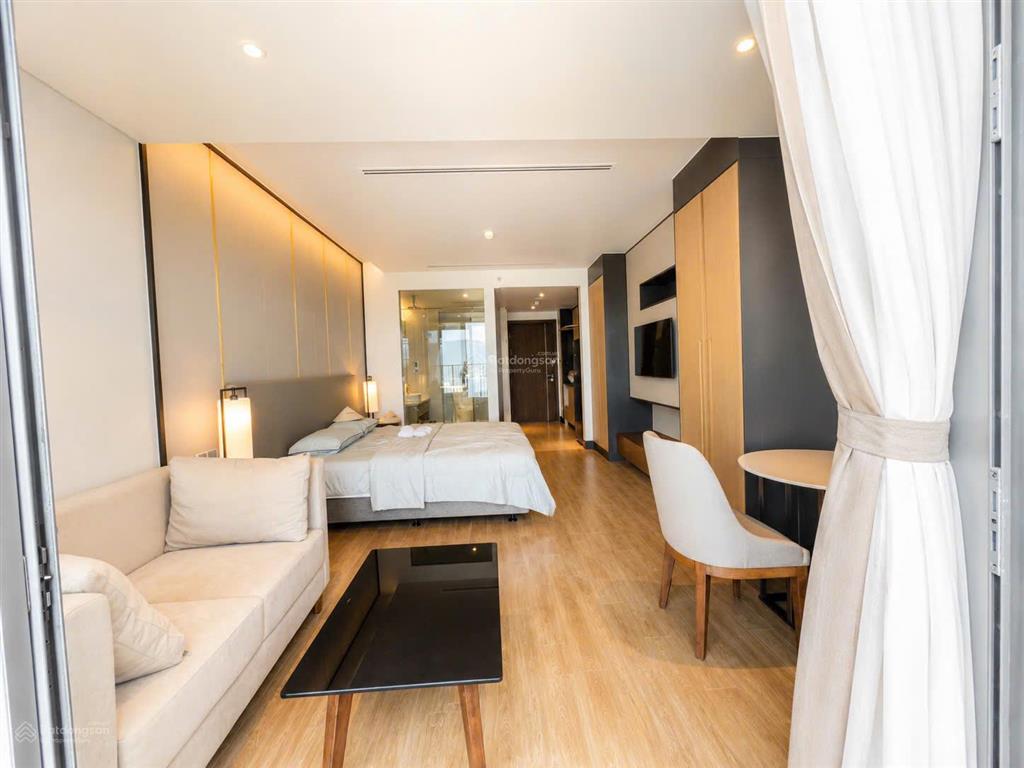 Duy nhất 1 căn studio tầng cao, view biển, chỉ 2.5tỷ, bg full nội thất, dòng tiền lên đến 400tr/năm