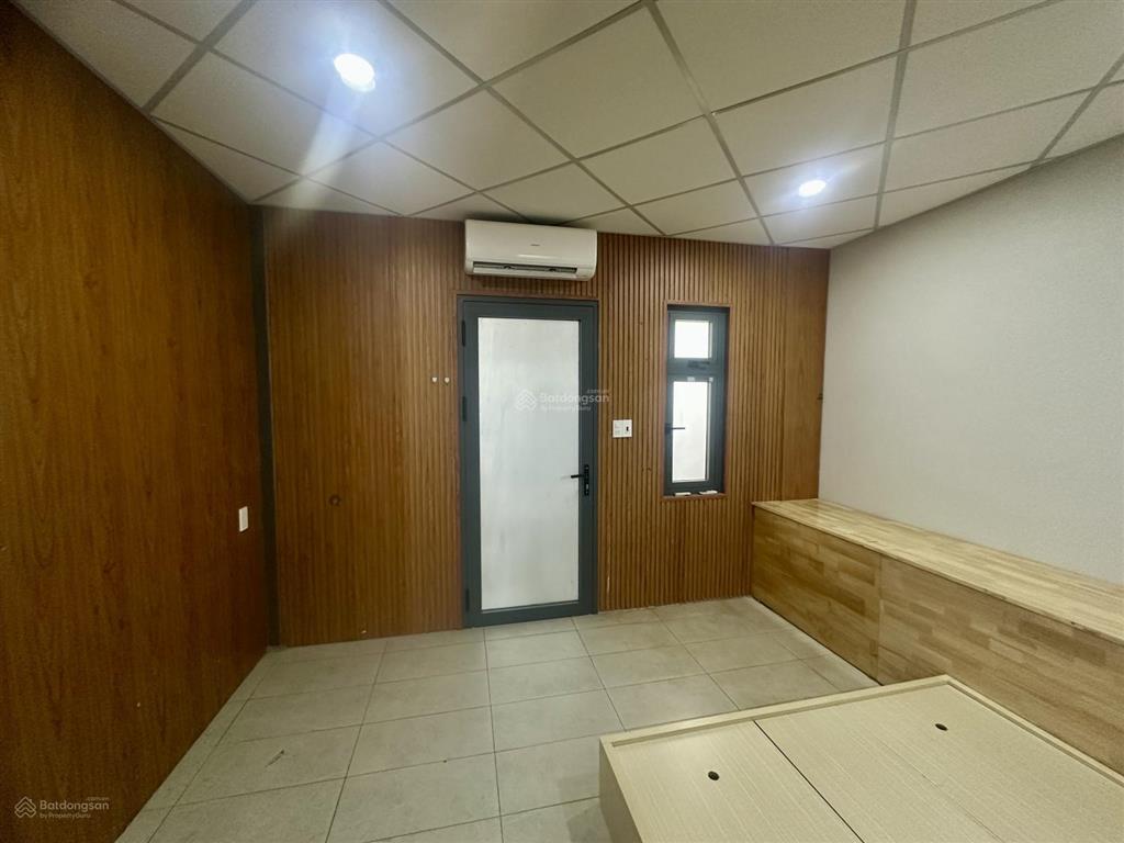 Phòng trọ đẹp, vô ở ngay, kế bên trường đại học uef