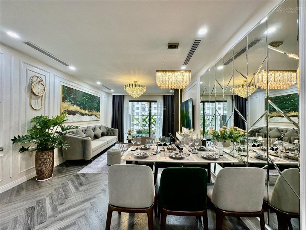 Giá thật! chính chủ bán căn 73m2, 2pn + 2wc tầng trung. full nội thất. giá 7,8 tỷ cc rivera park