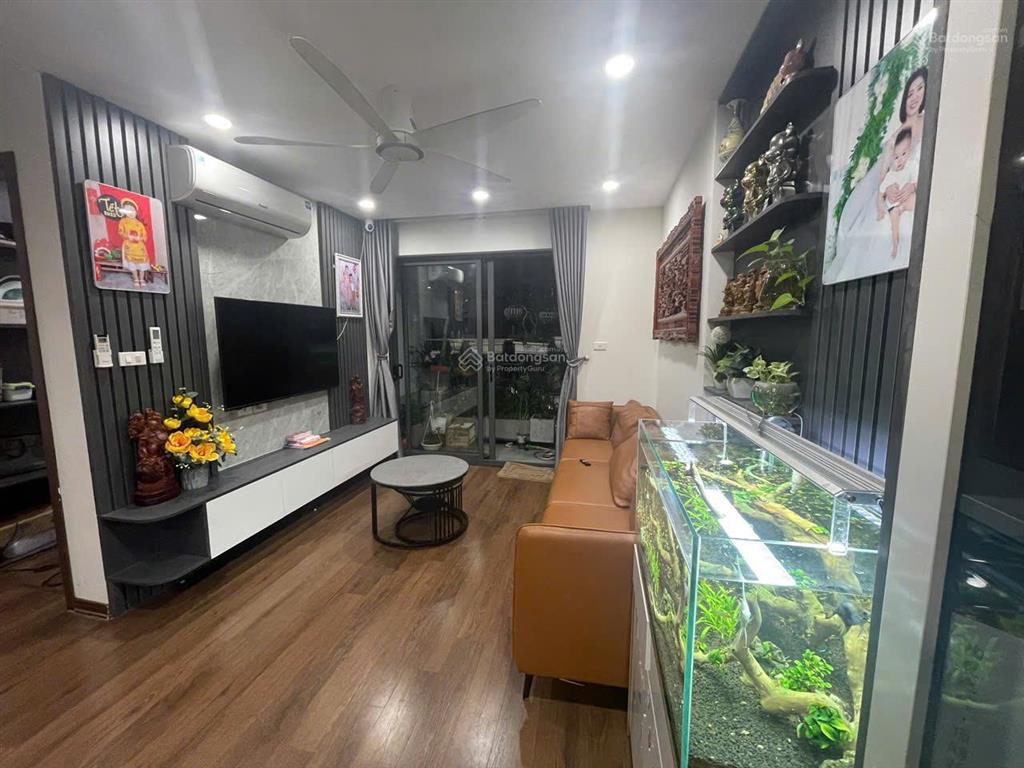Chính chủ bán gấp căn góc 2pn, 70m², full nội thất, giá 5.5 tỷ, cc the garden hill, 99 trần bình