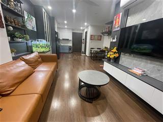 Chính chủ bán gấp căn góc 2pn,70m2,full nội thất, giá 6,1 tỷ, cc the garden hill, 99 trần bình