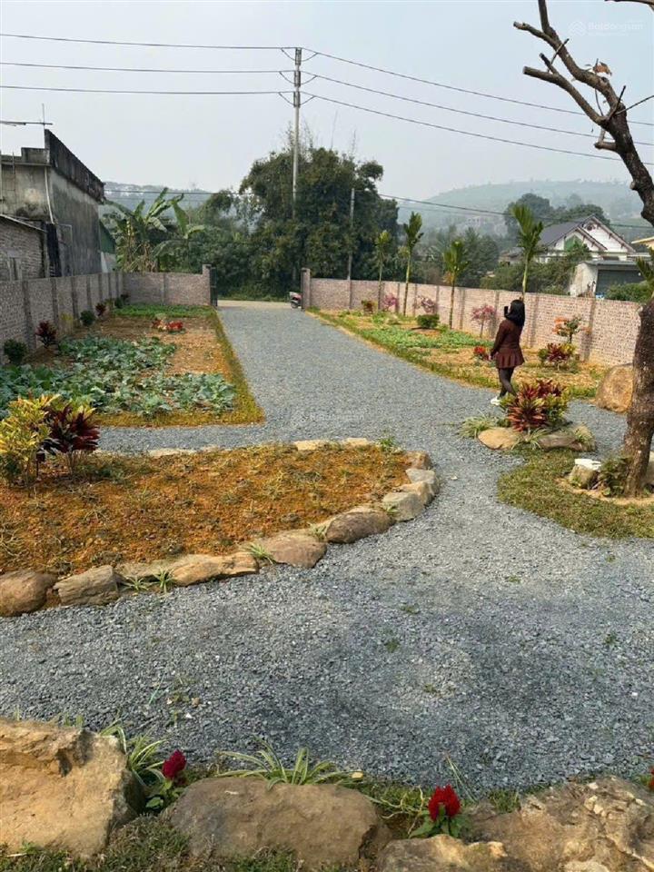 Bán mảnh đất 863m, 17 triệu / m xã yên bình, thạch thất, hà nội tiện xây biệt thự nhà vườn.