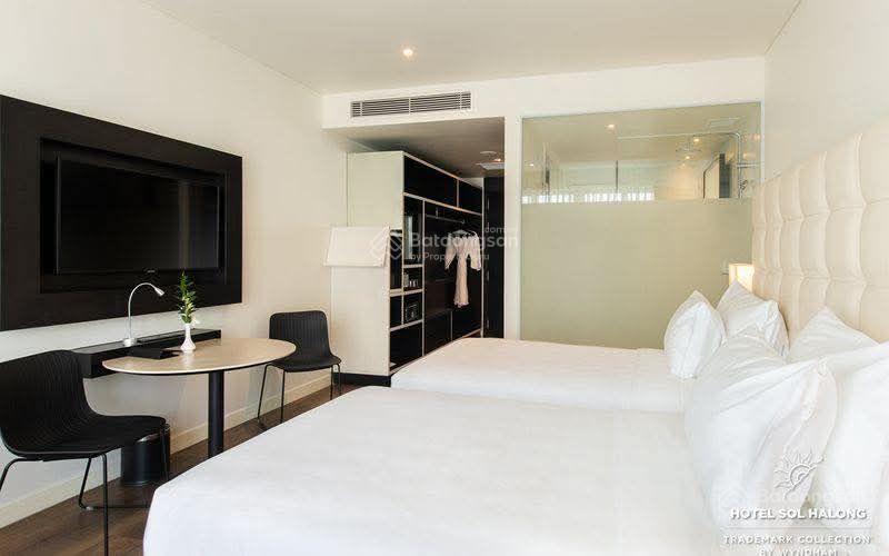 Chuyển nhượng 100% cổ phần khách sạn 5 sao hotel soleil halong quảng ninh 1886.8m2, 28t, mt 40m