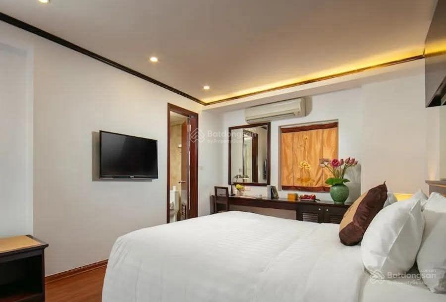 Khách sạn phố trần thái tông 290m, 15 tầng, mt 10m, 325 tỷ, cầu giấy  0972 611 ***