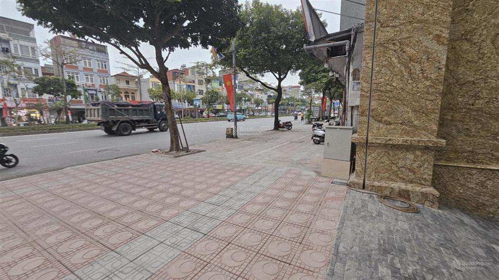 Bán lô đất mp bùi thị xuân 164m, mt 6,5m, 135 tỷ  xây toà nhà văn phòng, khách sạn, 0972 611 ***