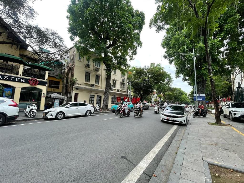 Bán lô đất mp bùi thị xuân 164m, mt 6,5m, 135 tỷ  xây toà nhà văn phòng, khách sạn, 0972 611 ***