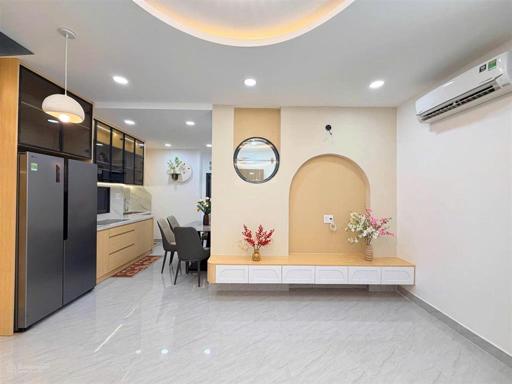 Nhà mới 2 tầng btct  trần quý cáp bình thạnh  dt 70m2  hẻm sạch sẽ, an ninh  ngay chợ bà chiểu