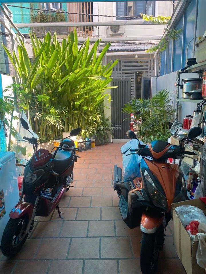Nhà hiếm bạch đằng bình thạnh, ngay ngã tư hàng xanh, 2 tầng btct dt 88m2, hẻm rộng, tiện đi quận 1