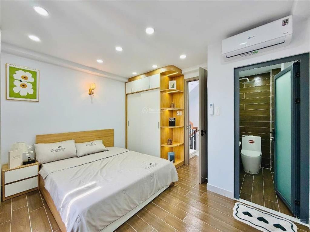 Nhà bình thạnh 5 tầng 5 ngủ đủ công năng, hẻm rộng thênh thang ngay phạm văn đồng, nhỉnh 6 tỷ