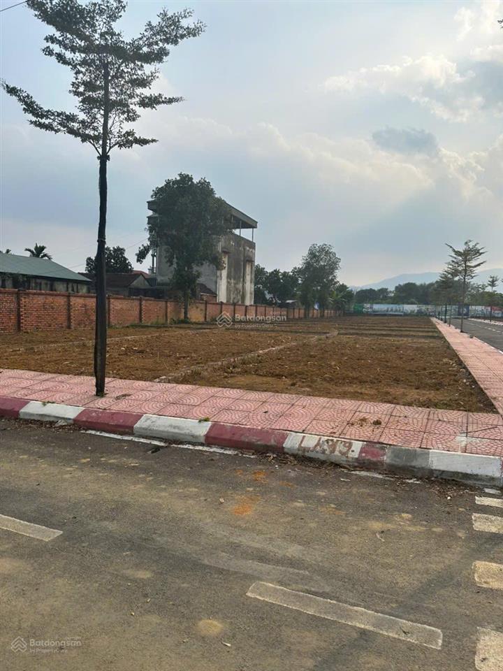 Đất nền dân cư hiện hữu không dính quy hoạch