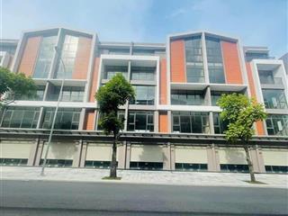 Tìm chủ mới cho căn shophouse vị trí vàng đối diện 35 tòa chung cư, kế công viên, venice, vinwonder