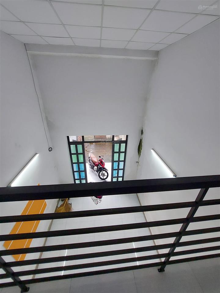 Bán nhà sổ riêng full thổ cư, đường bùi hữu nghĩa phường bửu hoà, dt 73m2 ngang 4 dài 19, giá 3 tỉ